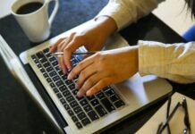 Classe C lidera empreendedorismo no Brasil, impulsionada por busca por autonomia e ascensão social