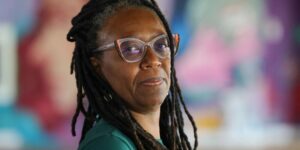 Fundo Baobá abre inscrições para bolsas de R$ 42 mil para estudantes negros no exterior