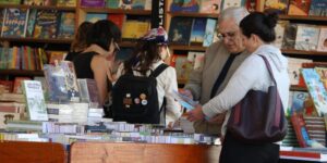Consumo de livros no Brasil cresce 2 pontos percentuais e atinge 18% da população em 2025