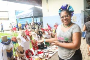 Governo Presente: Feira de Economia Criativa impulsiona vendas de artesãs durante temporada bovina