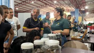 FVS-RCP leva orientação e prevenção contra dengue e malária à zona oeste de Manaus