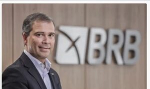 PF prende ex-presidente do BRB citado no caso do Banco Master