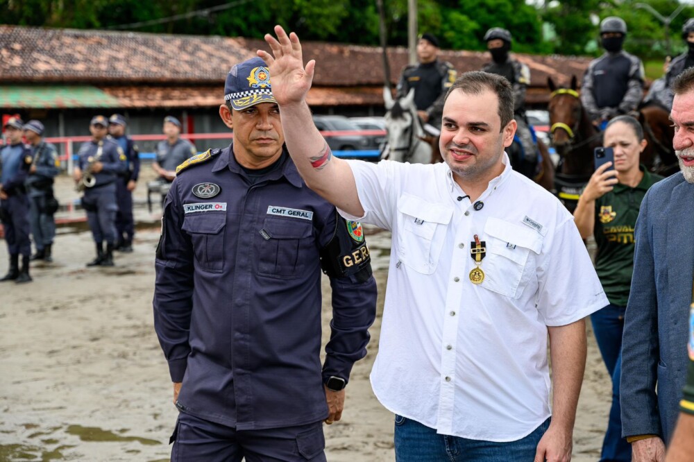 governador interino Roberto Cidade destaca mais de R$ 1 bilhão em investimentos na segurança pública