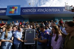 Abril Azul: Rede TEA amplia atenção especializada ao autista e soma mais de 72 mil atendimentos