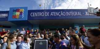 Abril Azul: Rede TEA amplia atenção especializada ao autista e soma mais de 72 mil atendimentos