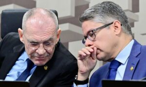 Senador critica restrição do STF ao uso de dados do Coaf em CPIs