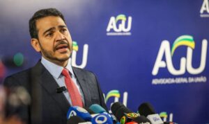 Jorge Messias tem indicação ao STF oficializada pela Presidência da República