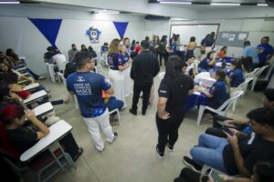 Feira de Empregabilidade Conecta Nilton oferece orientação, impressão de currículos e simulação de entrevistas em Manaus