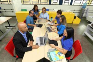 Amazonas abre processo seletivo para diretores da rede estadual de ensino