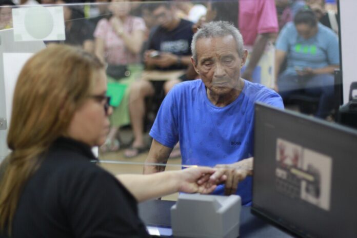 SSP-AM_ATENDIMENTO_PRIORITARIO_PARA_IDOSOS_E_PCDS_NA_CIN_FOTOS_VICTOR_LEVY_SSP_AM (4)
