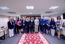 Em reunião com delegação da União Europeia, Roberto Cidade defende desenvolvimento sustentável e ampliação de parcerias internacionais
