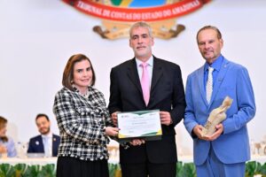 ‘Democracia sem controle não é democracia’, diz ministro do STJ em seminário no TCE-AM