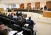TCE-AM mantém multa a ex-prefeito de Urucurituba e nega novo recurso sobre contratação irregular de professores