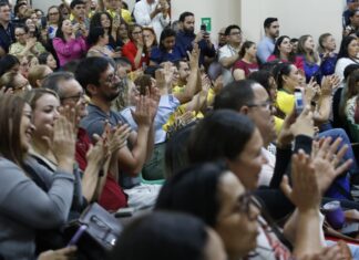 Roberto Cidade anuncia maior concurso da história da educação estadual com 7.862 vagas
