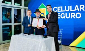 Lula cria plataforma para coibir roubos de celulares e vendas ilegais