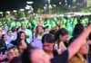 Amanhecer Manaus reúne milhares de fiéis na Praia da Ponta Negra neste domingo (26)