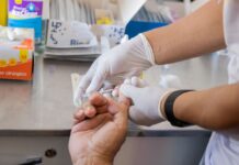 Julho Amarelo: Semsa reforça prevenção às hepatites virais com vacinação e preservativos gratuitos