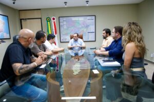 Governador Roberto Cidade assina ordem de serviço do Asfalta Amazonas para obras de pavimentação em Itapiranga e São Sebastião do Uatumã