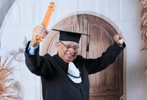 Aos 76 anos, empresário realiza sonho antigo e é aprovado no Exame da OAB: ‘Muito feliz por essa conquista’