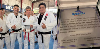 Faixa vermelha e branca de Jiu-Jitsu o ministro Luiz Fux é homenageado no Amazonas