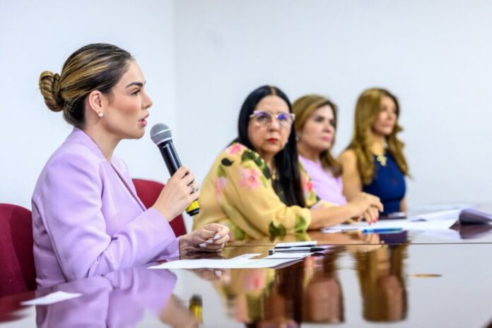 WhatsApp Image 2026-08-11 at 19.46.54 Thaisa Cidade participa de programação do Agosto Lilás no MPAM e reforça importância da proteção às mulheres