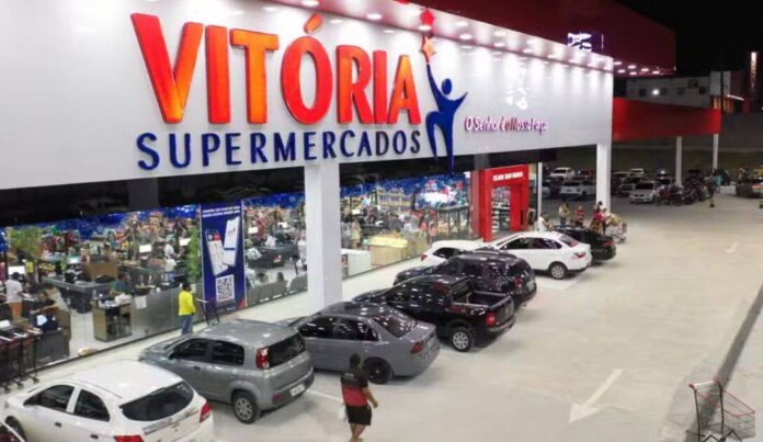 Shopping Phelippe Daou recebe seleção do Supermercados Vitória com vagas imediatas