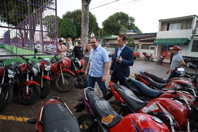 WhatsApp Image 2026-08-19 at 19.56.38 No Governo Roberto Cidade, polícia tira das mãos dos infratores, em média, duas motocicletas roubadas por dia