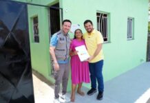 Renato Junior entrega quatro moradias reformadas pelo Casa Manauara e anuncia mil casas para 2027 Renato Junior entrega quatro moradias reformadas pelo Casa Manauara e anuncia mil casas para 2027