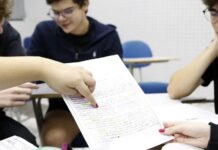 Encceja 2026: alunos já podem consultar cartilha de redação