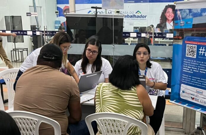 Dia D da Empregabilidade (1) Dia D da Empregabilidade reúne empresas e pessoas com deficiência em ação com cerca de 300 vagas no Amazonas