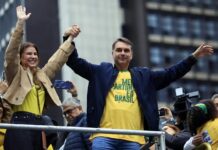 Flávio Bolsonaro propõe enxugar Estado e endurecer ações de segurança
