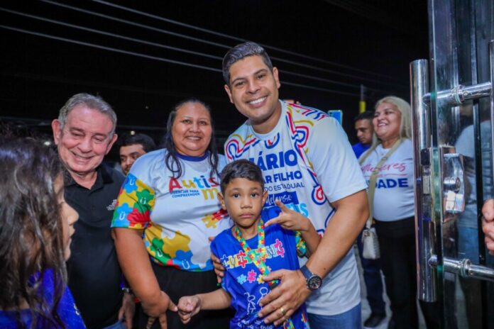 Autor do CAIC-TEA e JUVENTUDE TEA, Mário César Filho ganha reconhecimento de mães atípicas no Amazonas