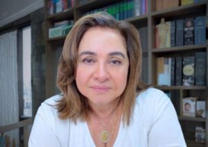 Maria do Carmo sofre derrota na Justiça e terá que abrir espaço para Roberto Cidade na TV