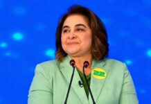 Em debate na TV, Professora Maria propõe integração entre ensino médio e técnico no Amazonas Em debate na TV, Professora Maria propõe integração entre ensino médio e técnico no Amazonas