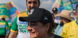 Professora Maria mobiliza multidão em motocarreata em Borba e cumpre agenda na calha do Rio Madeira
