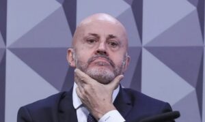 André Mendonça manda soltar filho do “Careca do INSS”
