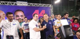 Adjuto Afonso reúne apoiadores em agenda eleitoral em Manaus