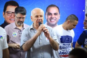 Roberto Cidade e Serafim Corrêa apresentam diretrizes de plano de governo em Manaus