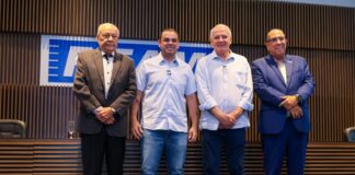 Roberto Cidade defende diálogo com indústria e novas matrizes econômicas para gerar emprego e renda no Amazonas