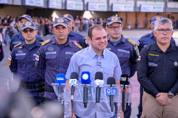 Governador Roberto Cidade acompanha incorporação de 502 novos soldados ao efetivo da Polícia Militar