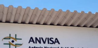 Perigo à saúde: Anvisa proíbe lote completo de suplementos alimentares sem fábrica comprovada © Rafa Neddermeyer/Agência Brasil