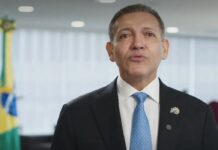 TSE nega acusação de Flávio sobre expulsão de fiscais de sala-cofre